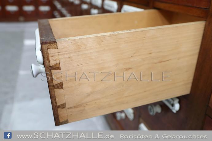 Original antike Ladeneinrichtung alte APOTHEKE Apothekerschrank