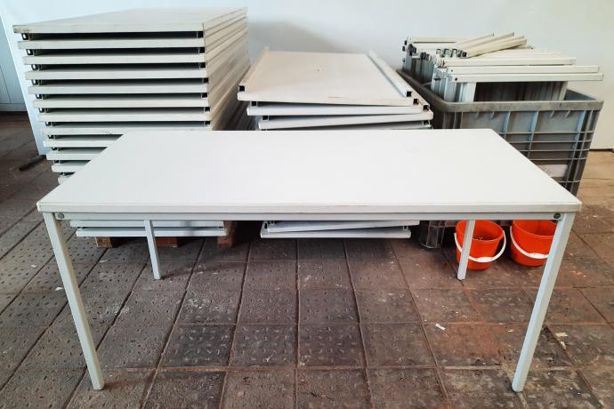 Bundeswehrtisch/ Allzweck-Tisch stabil & stapelbar (M3) 160x80 cm