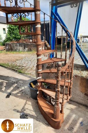 Antike schöne Wendeltreppe, Spindeltreppe - ORIGINAL, Gusseisen